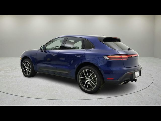 2024 Porsche Macan 