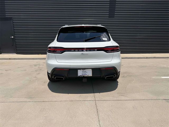 2024 Porsche Macan Base