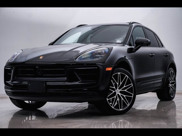 2024 Porsche Macan 