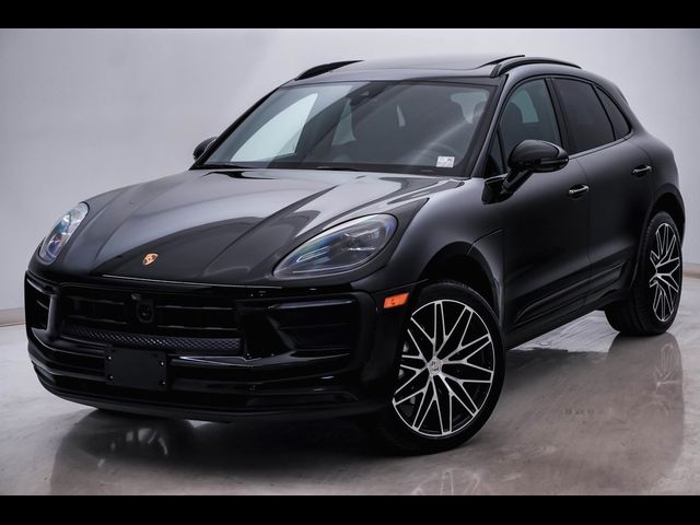 2024 Porsche Macan 