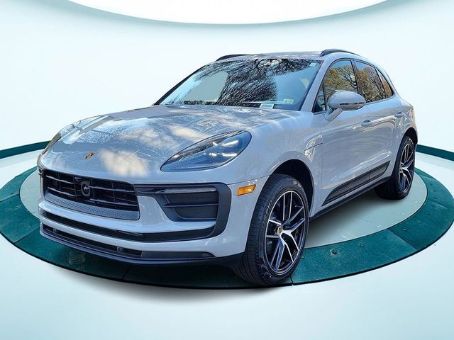 2024 Porsche Macan Base