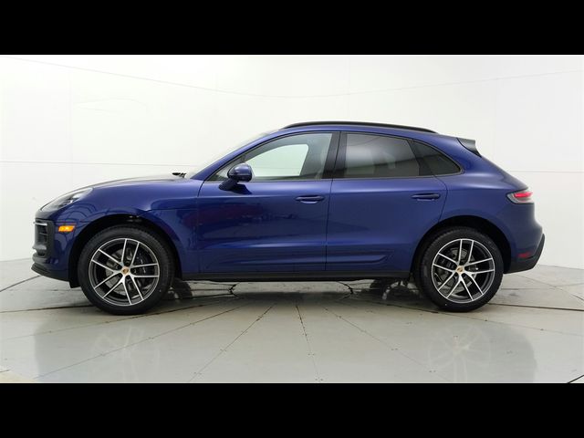 2024 Porsche Macan 