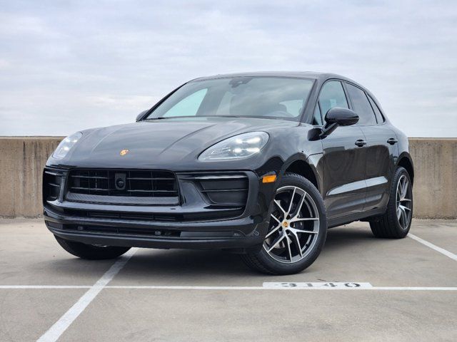 2024 Porsche Macan Base