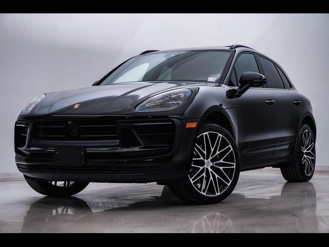 2024 Porsche Macan 