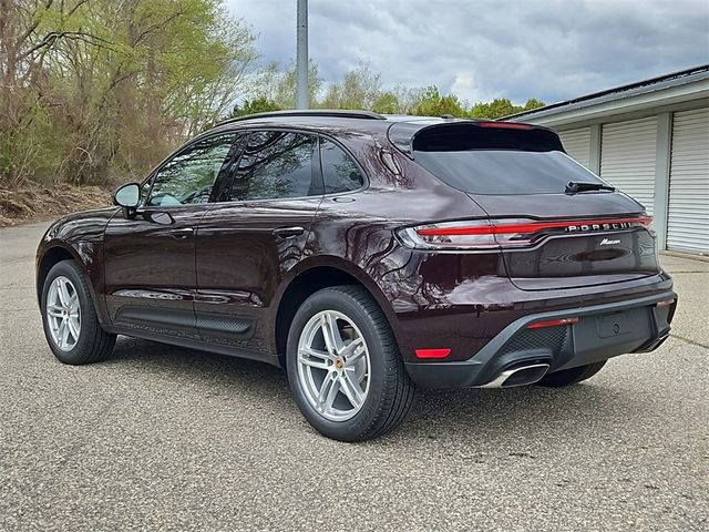 2024 Porsche Macan Base