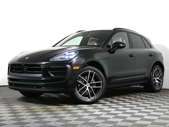 2024 Porsche Macan Base