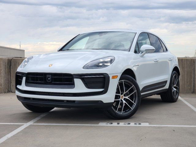 2024 Porsche Macan Base