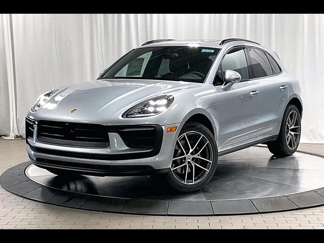 2024 Porsche Macan Base