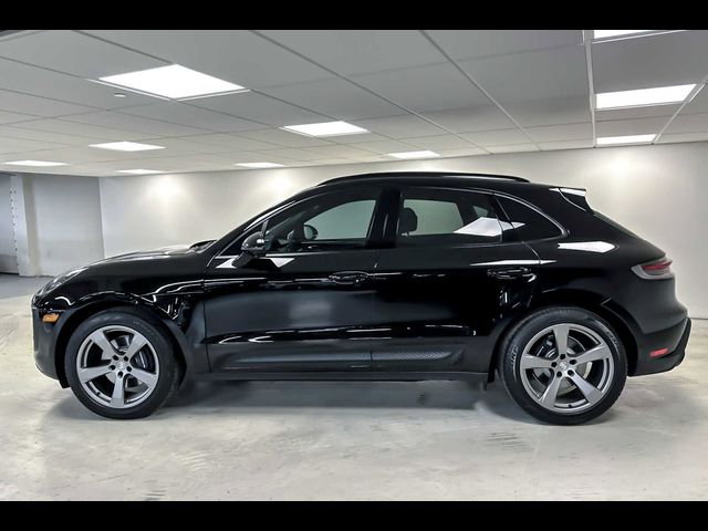 2024 Porsche Macan 