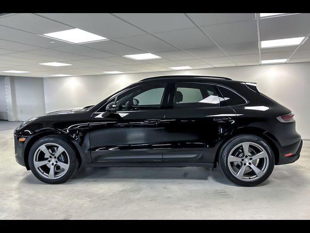 2024 Porsche Macan 