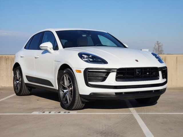 2024 Porsche Macan Base