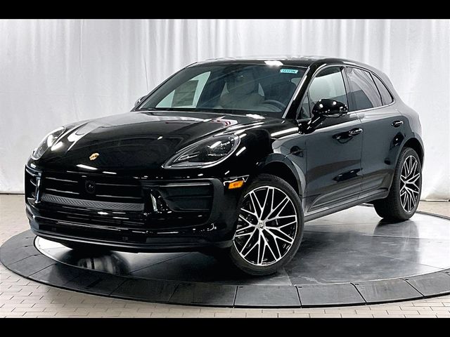 2024 Porsche Macan Base