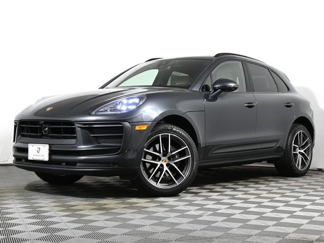 2024 Porsche Macan Base