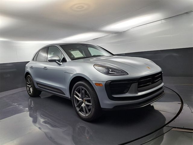 2024 Porsche Macan Base