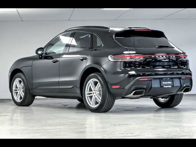 2024 Porsche Macan Base