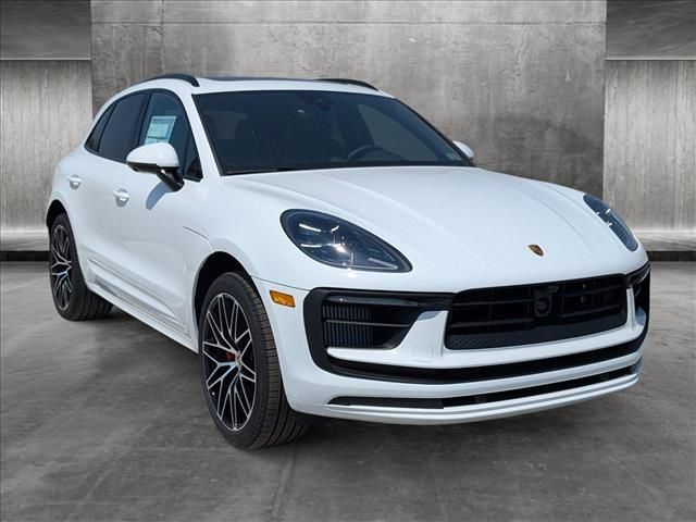 2024 Porsche Macan Base