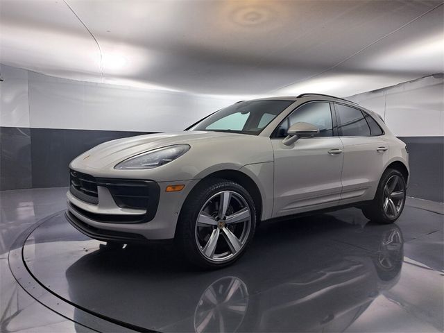 2024 Porsche Macan Base