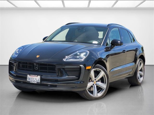 2024 Porsche Macan Base