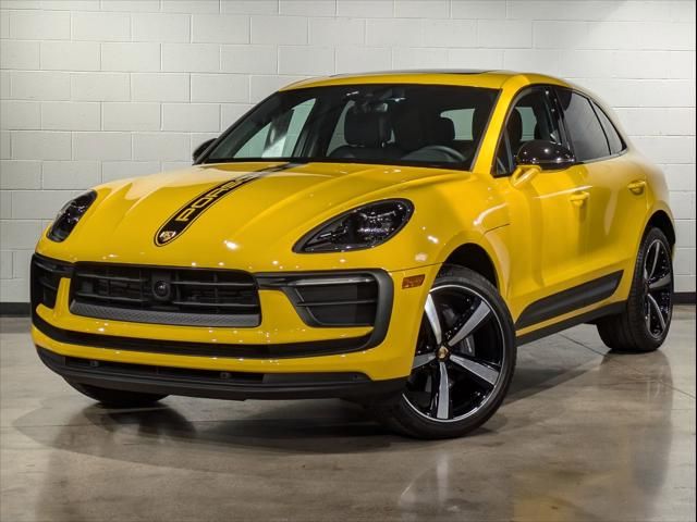 2024 Porsche Macan Base