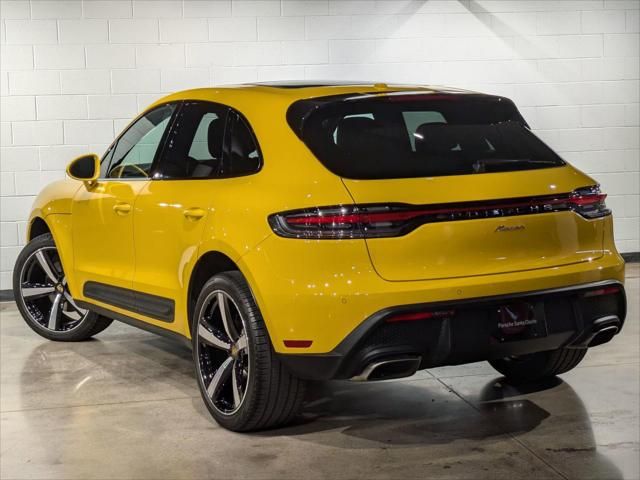 2024 Porsche Macan Base