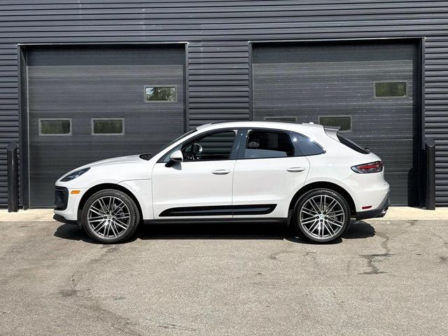 2024 Porsche Macan Base