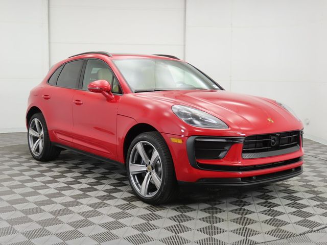 2024 Porsche Macan Base