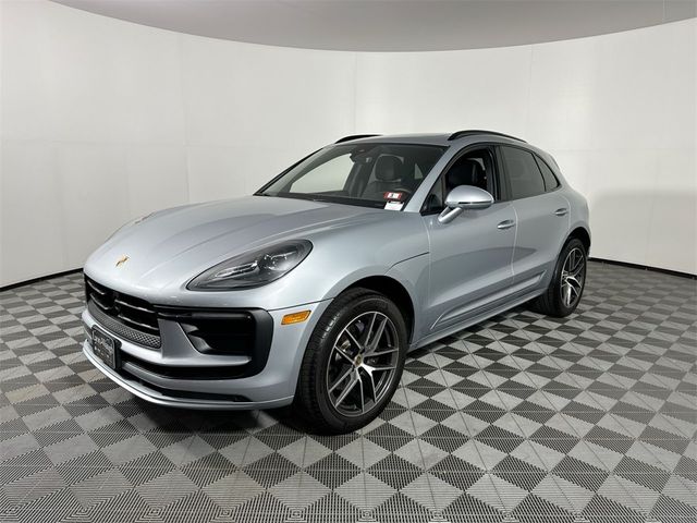 2024 Porsche Macan Base