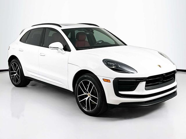 2024 Porsche Macan Base