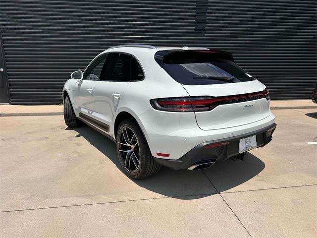 2024 Porsche Macan Base