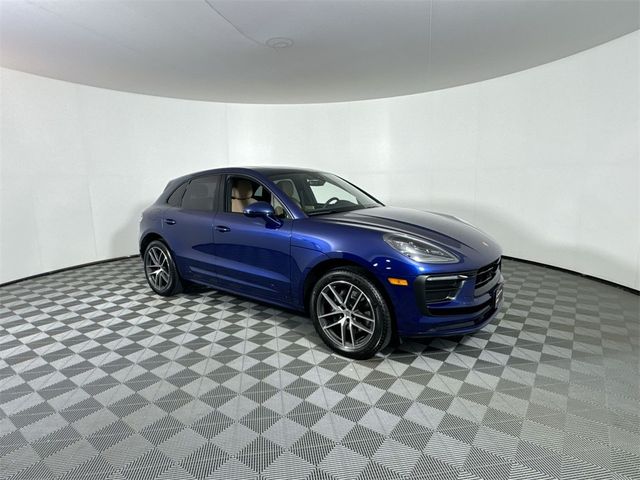 2024 Porsche Macan Base