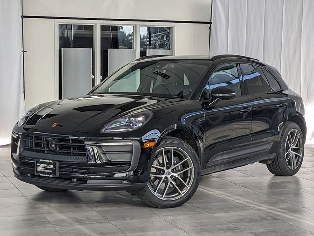 2024 Porsche Macan Base