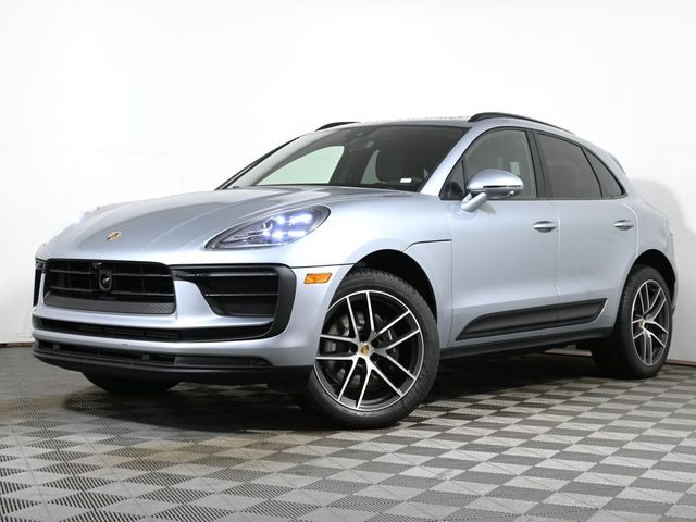 2024 Porsche Macan Base