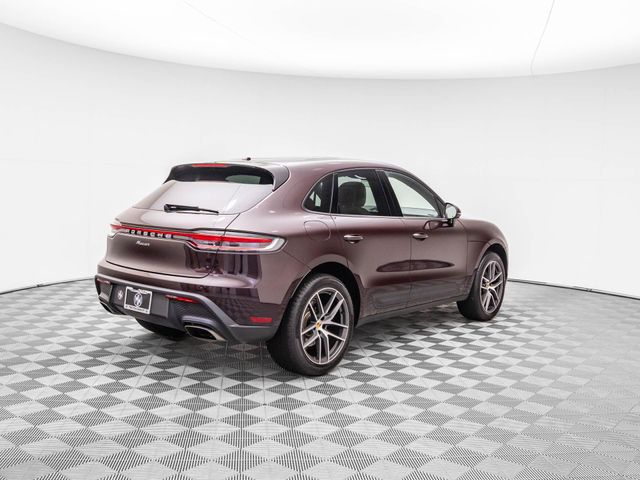 2024 Porsche Macan Base