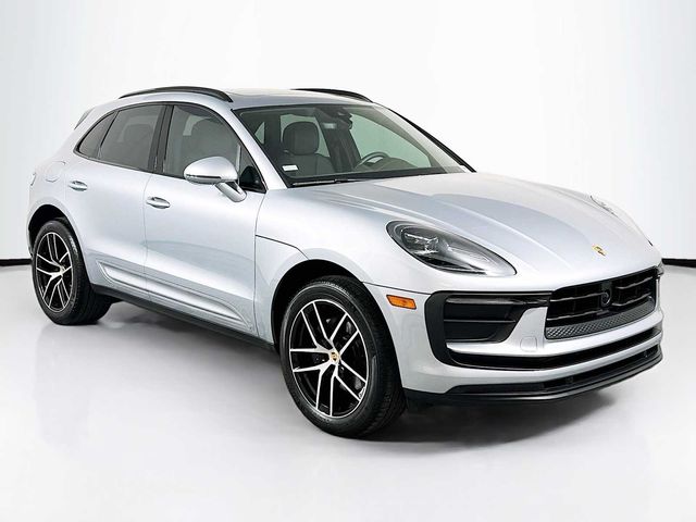 2024 Porsche Macan Base