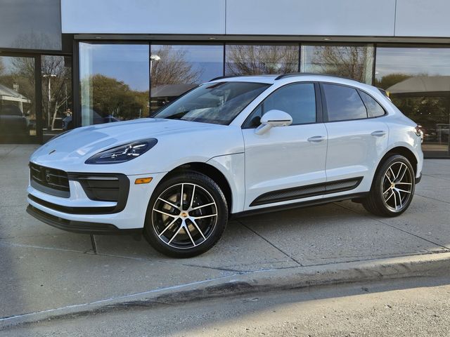 2024 Porsche Macan Base