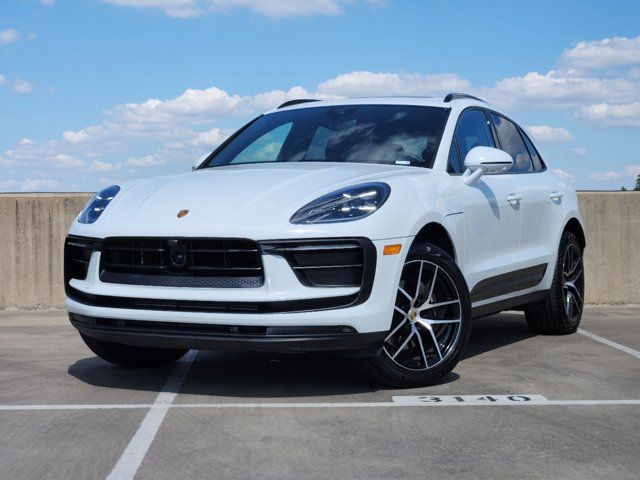 2024 Porsche Macan Base