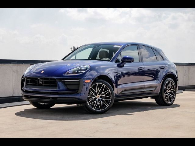 2024 Porsche Macan Base