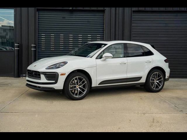 2024 Porsche Macan Base