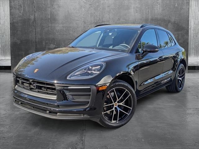 2024 Porsche Macan Base