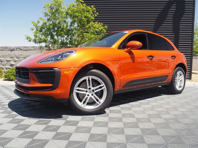 2024 Porsche Macan Base