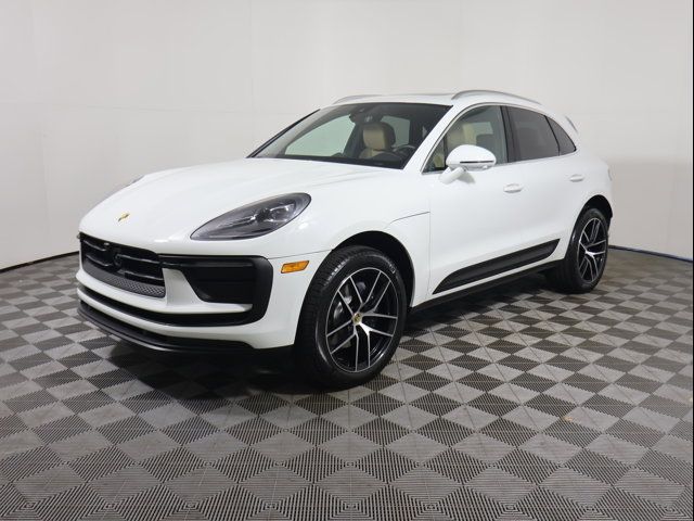 2024 Porsche Macan 