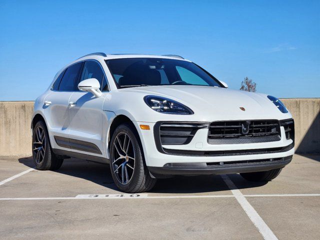 2024 Porsche Macan Base