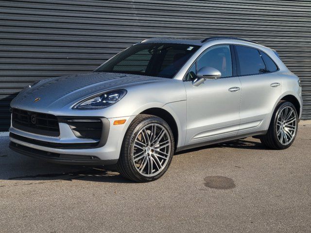 2024 Porsche Macan 