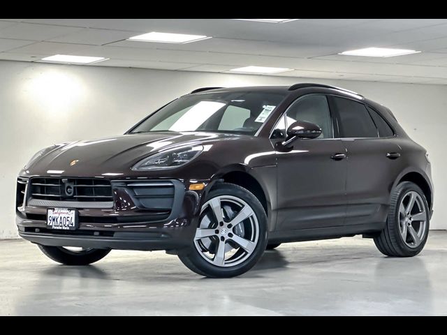 2024 Porsche Macan Base