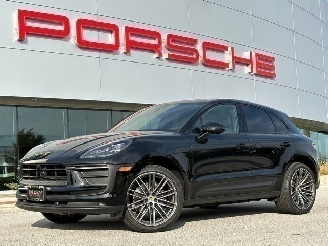 2024 Porsche Macan Base