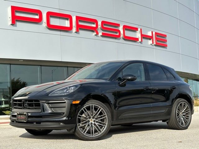 2024 Porsche Macan Base