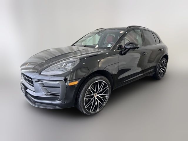 2024 Porsche Macan Base