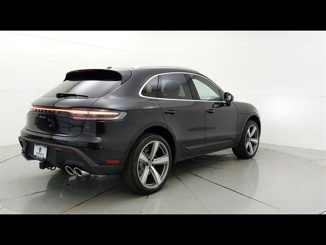 2024 Porsche Macan 