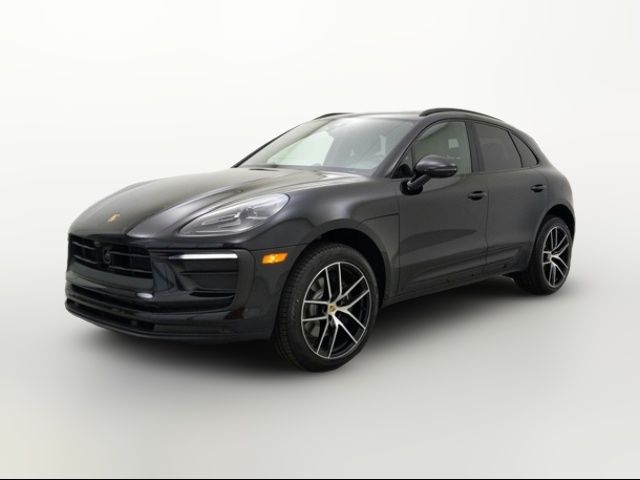 2024 Porsche Macan Base