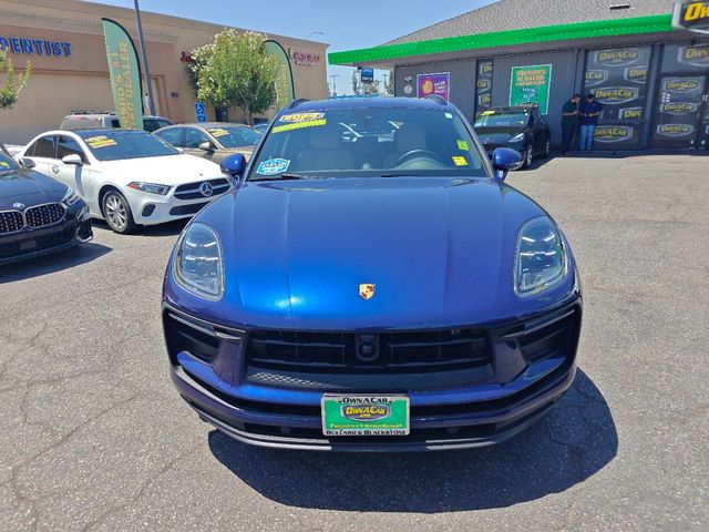 2024 Porsche Macan Base